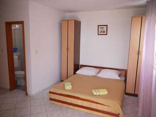 Апартаменты Apartments Villa Relax Петровац Апартаменты с 1 спальней и видом на море-11